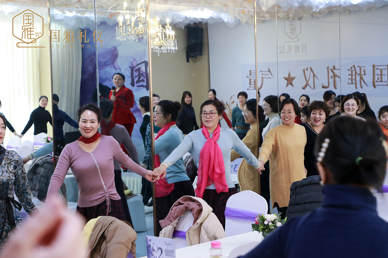 国雅礼仪27号+企业培训（图ZMjQyMzg3MDI4） - 人像摄影 - 站酷设计师国雅礼仪原创素材 - 站酷ZCOOL