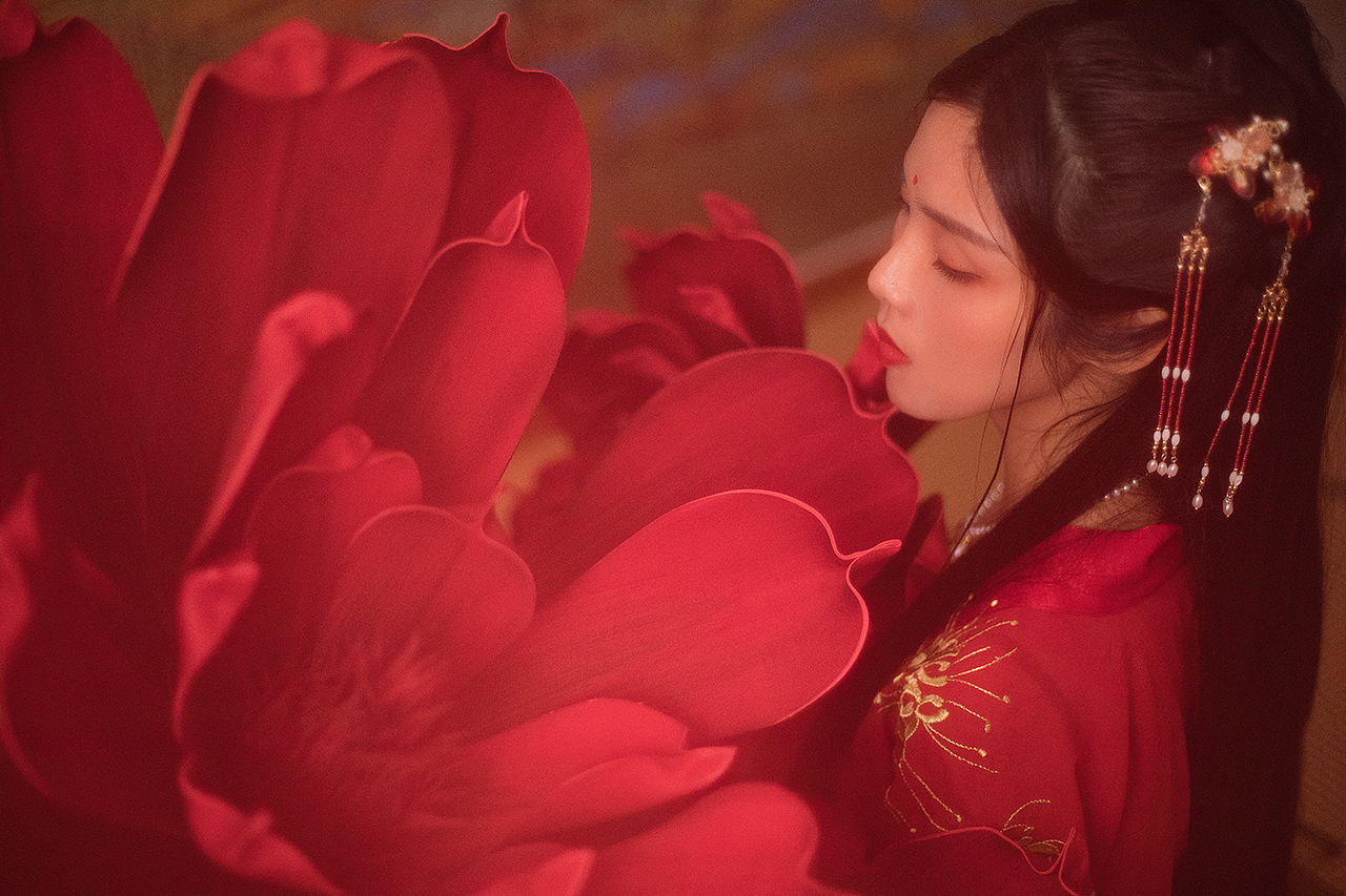 红颜（图ZMTcwNzE3OTMy） - 人像摄影 - 站酷设计师路尘谨制原创素材 - 站酷ZCOOL