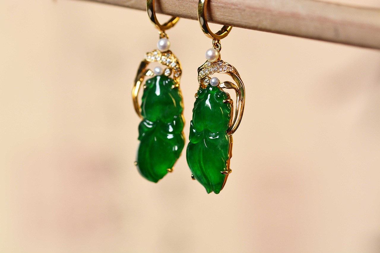 翡翠耳环|幸运的你,会抓住这对金鱼吗?