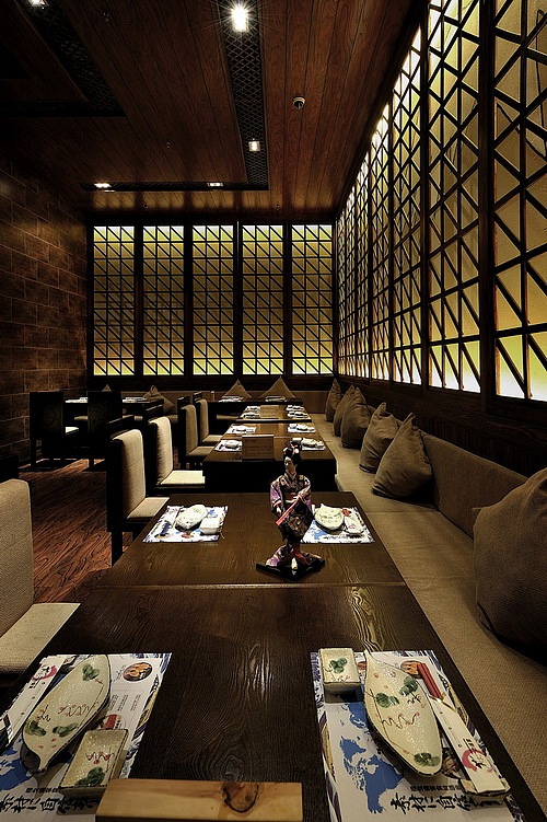 成都料理店装修设计