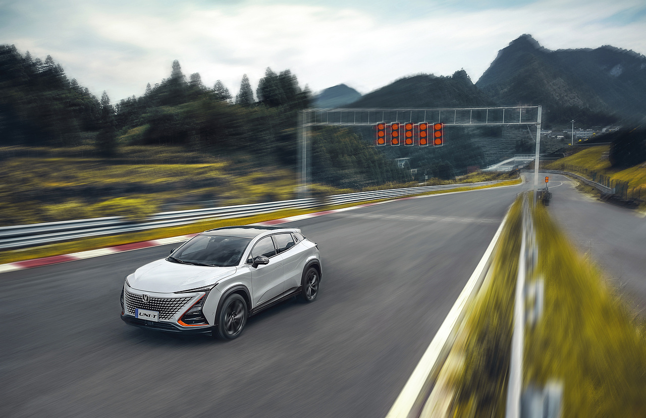 长安汽车 UNI-T