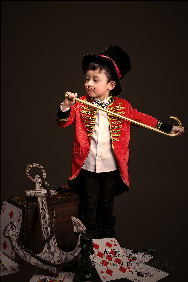蓝鲸儿童摄影作品魔术师