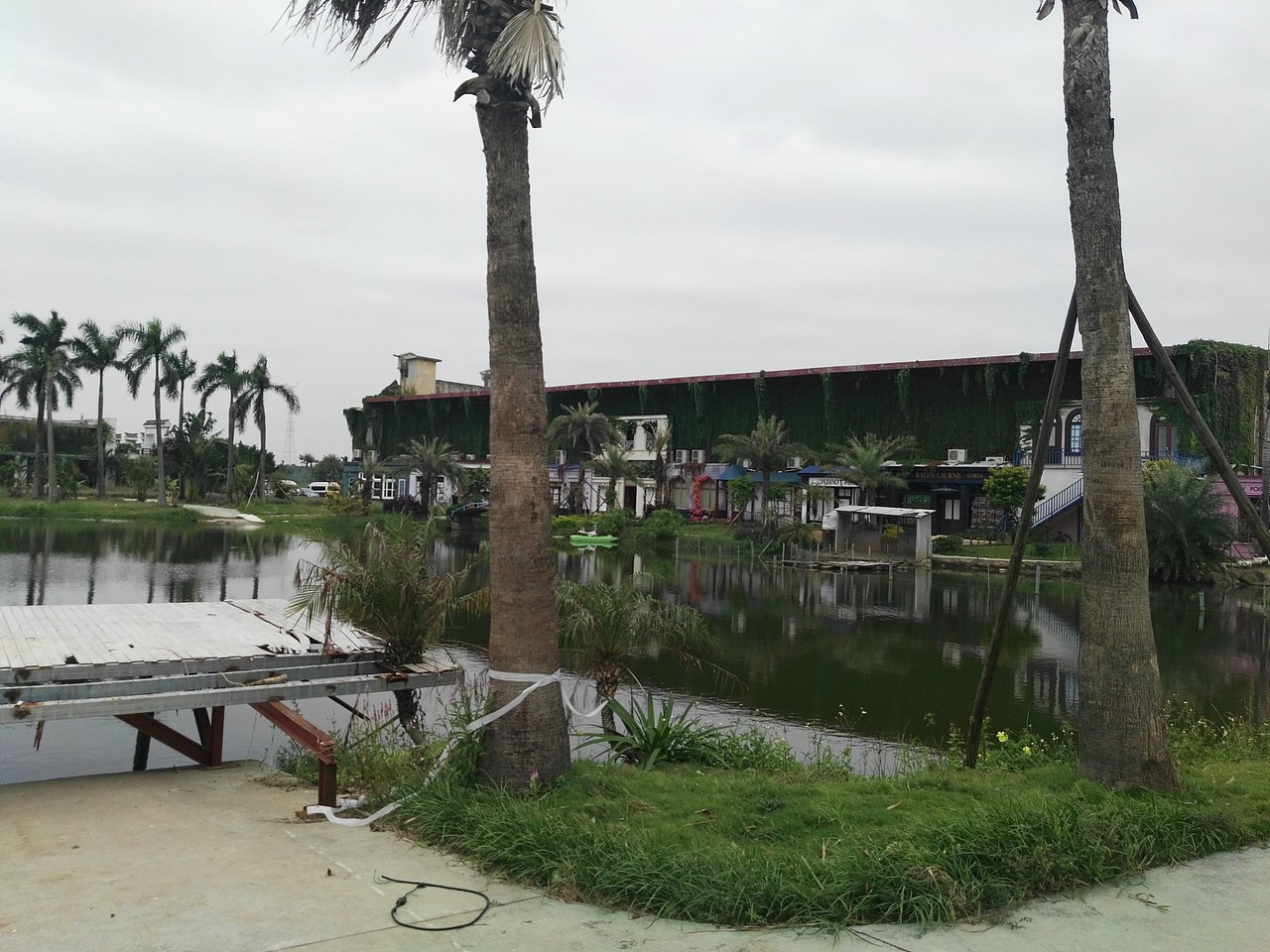 婚纱艺术摄影空间装饰规划（图ZMjUxMjkwMzk2） - 景观设计 - 站酷设计师让中国拥有世界原创素材 - 站酷ZCOOL