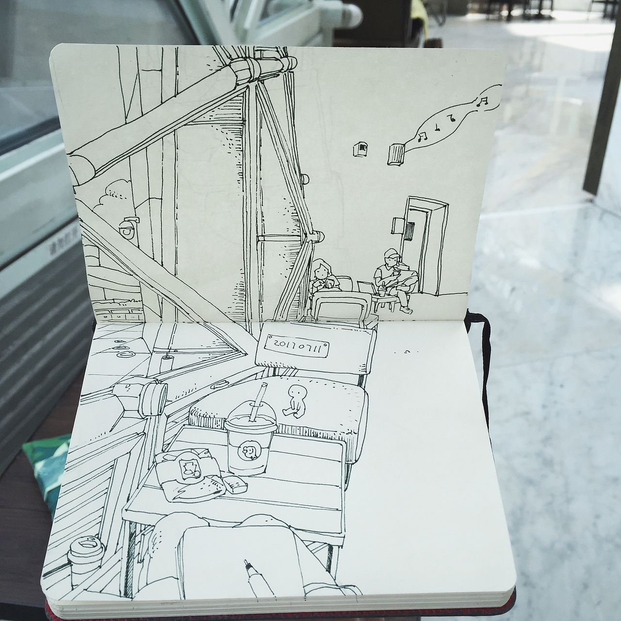 星巴克（音乐厅店）