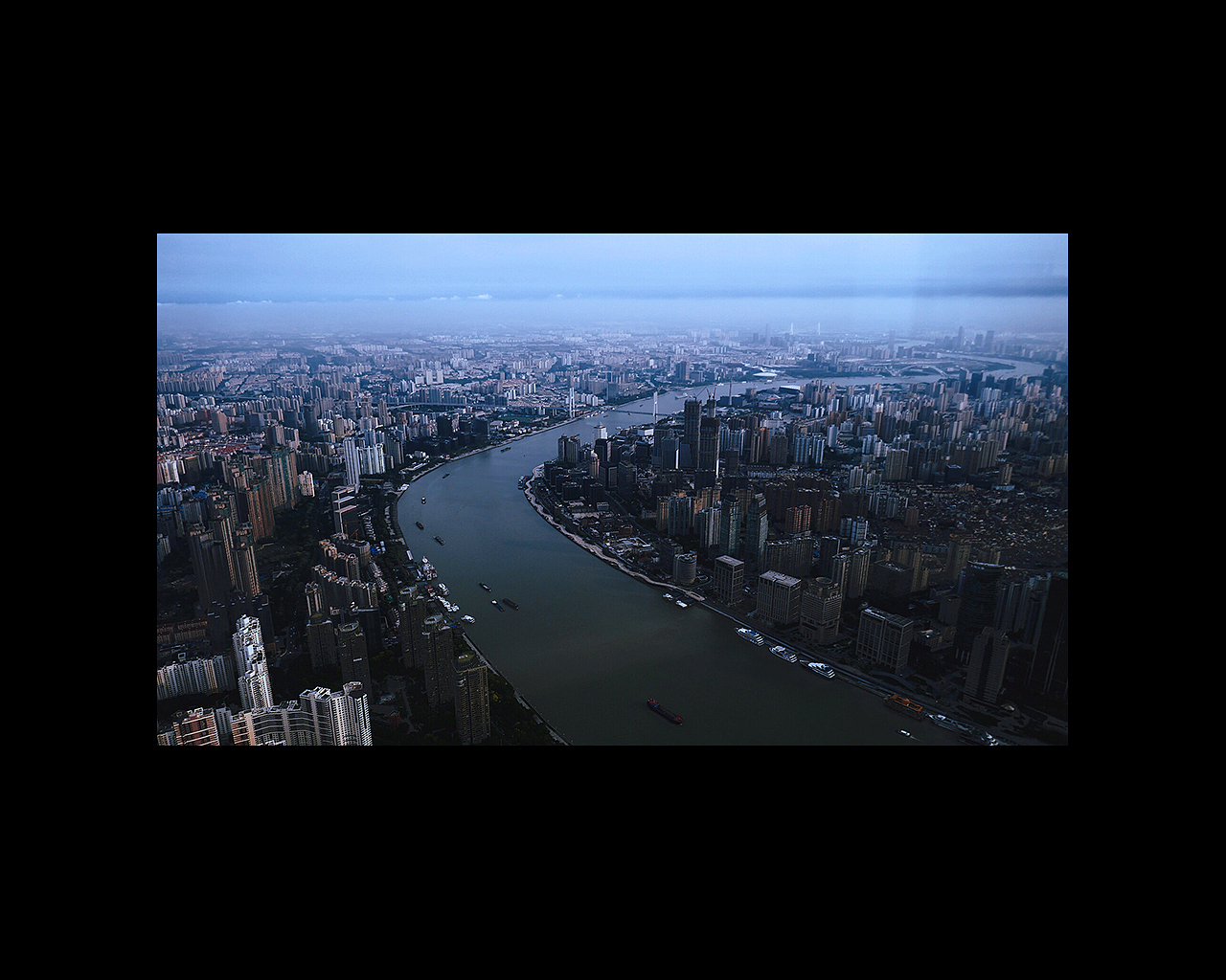 SHANGHAI-我们不能失去信仰（图ZMjYyNjQ1MjI0） - 风光摄影 - 站酷设计师迹GRUMPY原创素材 - 站酷ZCOOL