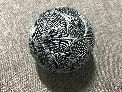 手作の手鞠球