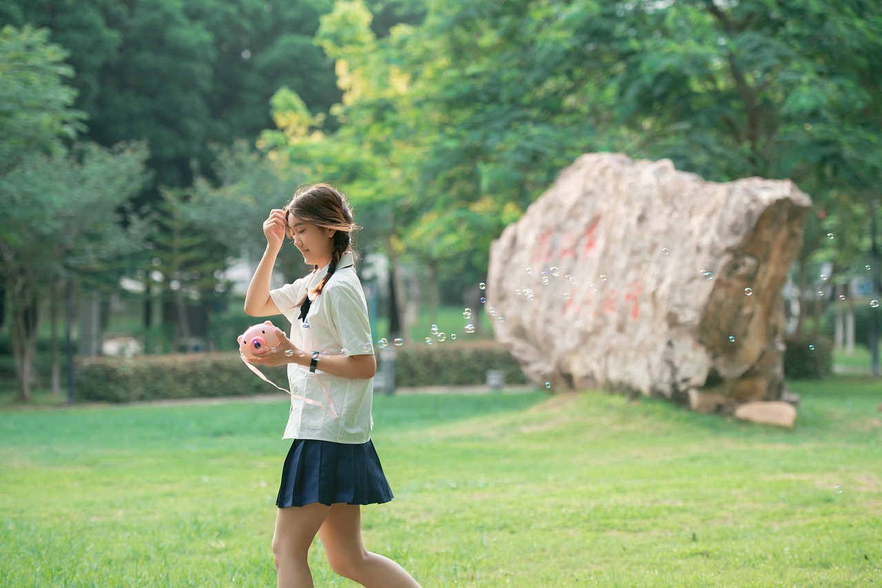 泰国校服 人像摄影 青春校园 小清新 双麻花辫子