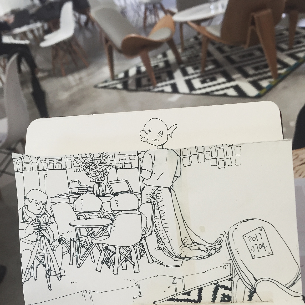 深圳蛇口港附近一家叫Akimbo Cafe的咖啡店，性冷淡风，网红们的最爱