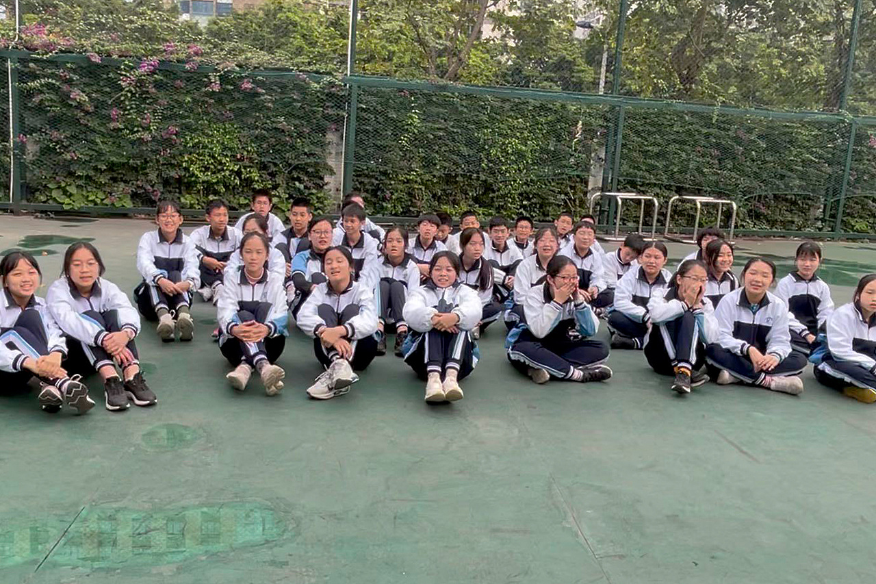 《素质训练营》初一年级4班活动风采