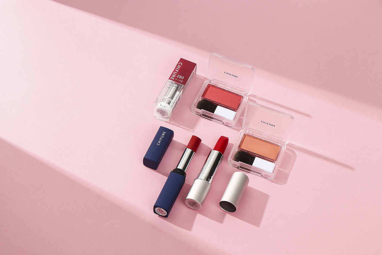 产品摄影-美妆摄影-口红眼影组合