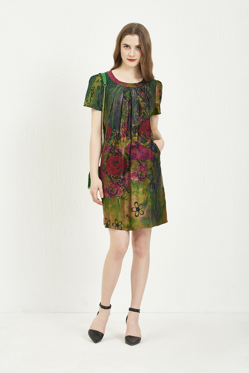 新设计的丝绸时装（图ZNDg2NDYzNjg=） - 正装/礼服 - 站酷设计师JACKSUNDAY原创素材 - 站酷ZCOOL