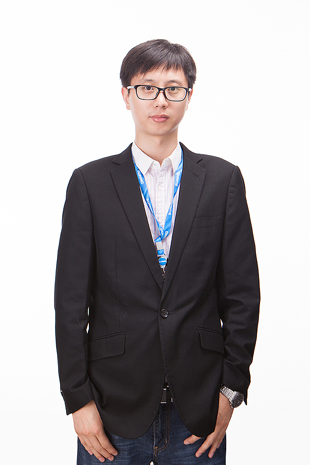 苏宁818领导个人形象照