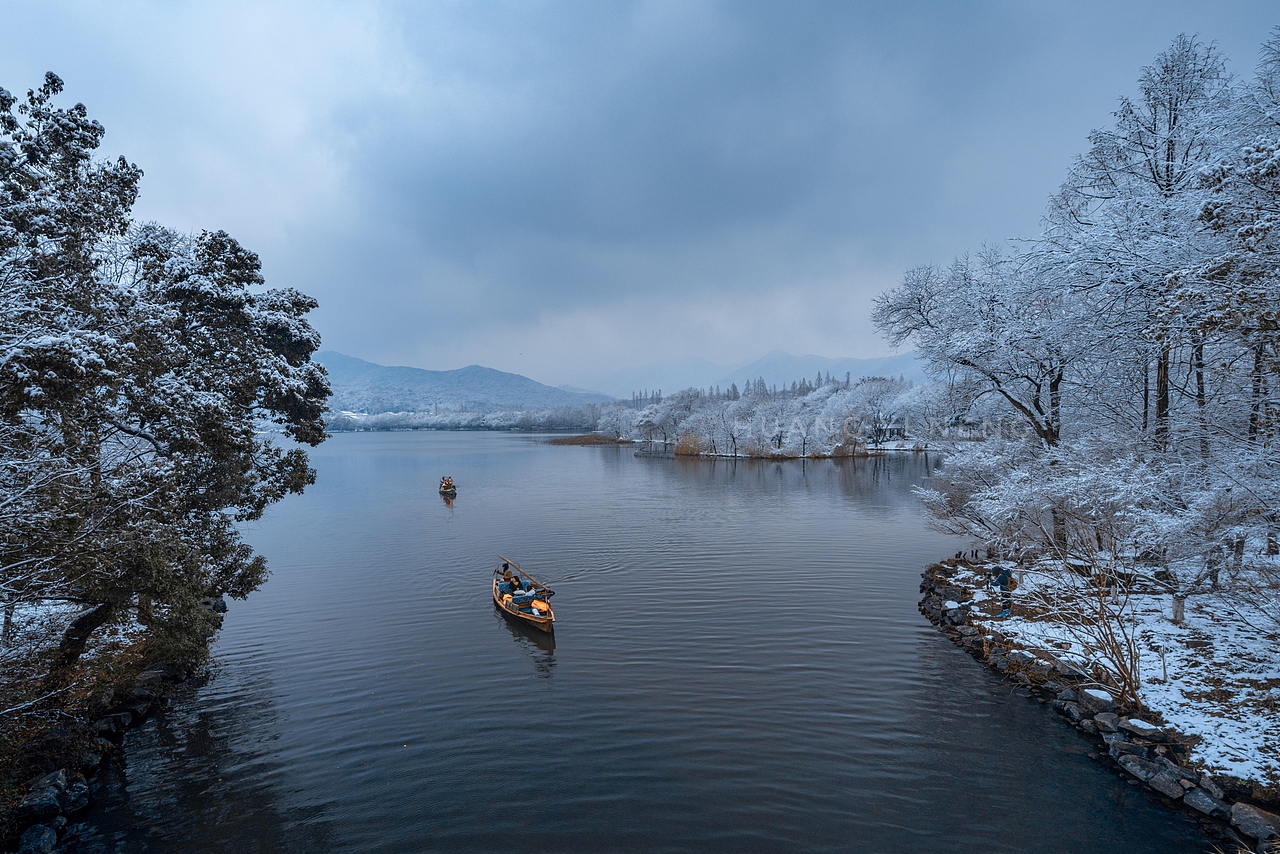看看古意浓浓的杭州茅家埠雪景吧