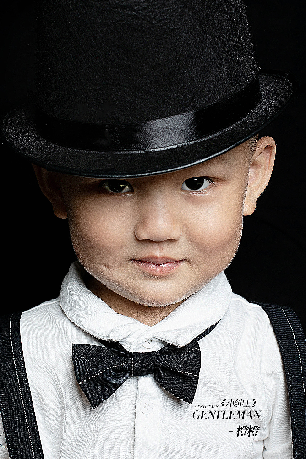 《小绅士-橙橙》（图ZMjEyNDI4OTcy） - 人像摄影 - 站酷设计师摄影狮李峰原创素材 - 站酷ZCOOL