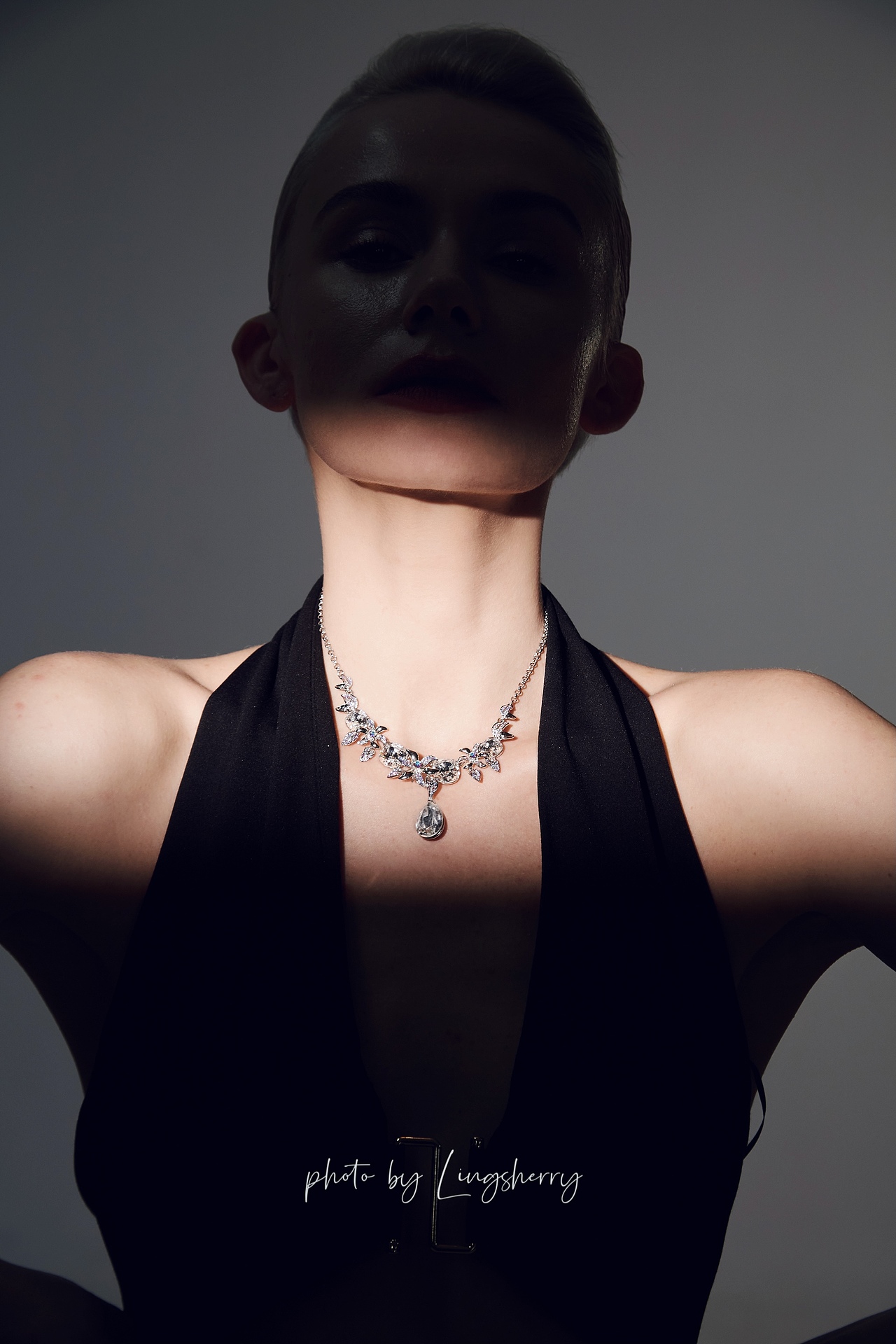 2021.11 珠宝人物摄影（图ZMjk2NzMyMzg0） - 产品摄影 - 站酷设计师sherry艺泠原创素材 - 站酷ZCOOL