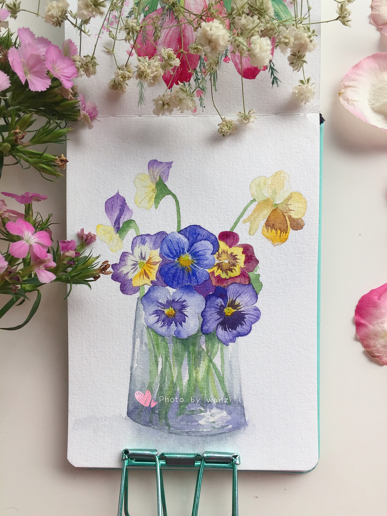 一组瓶花水彩作品（图ZMTk2OTAzMzMy） - 艺术插画 - 站酷设计师爱吃丸子的猫原创素材 - 站酷ZCOOL
