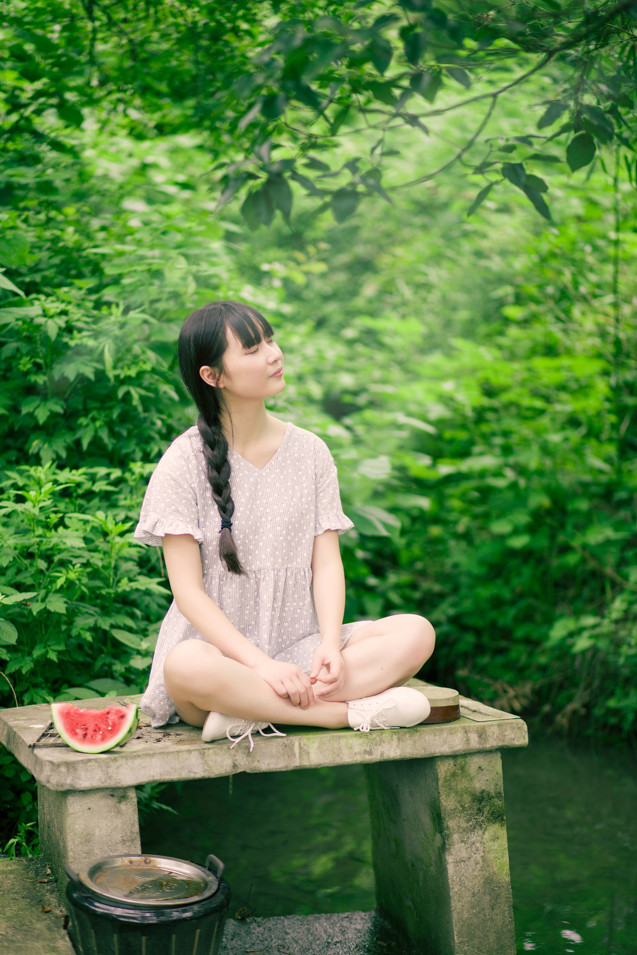 半夏的西瓜少女