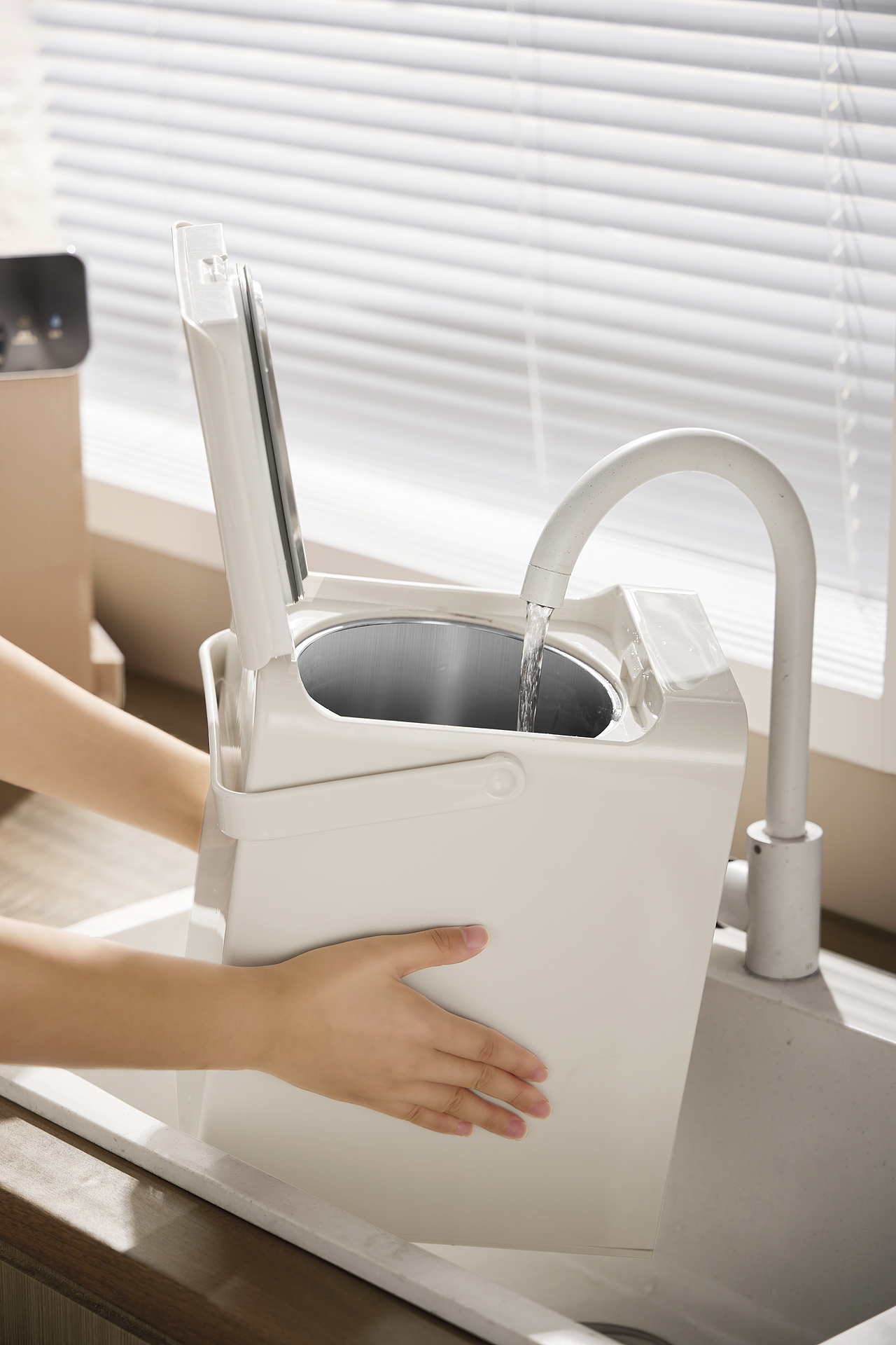 奥克斯分体开水瓶