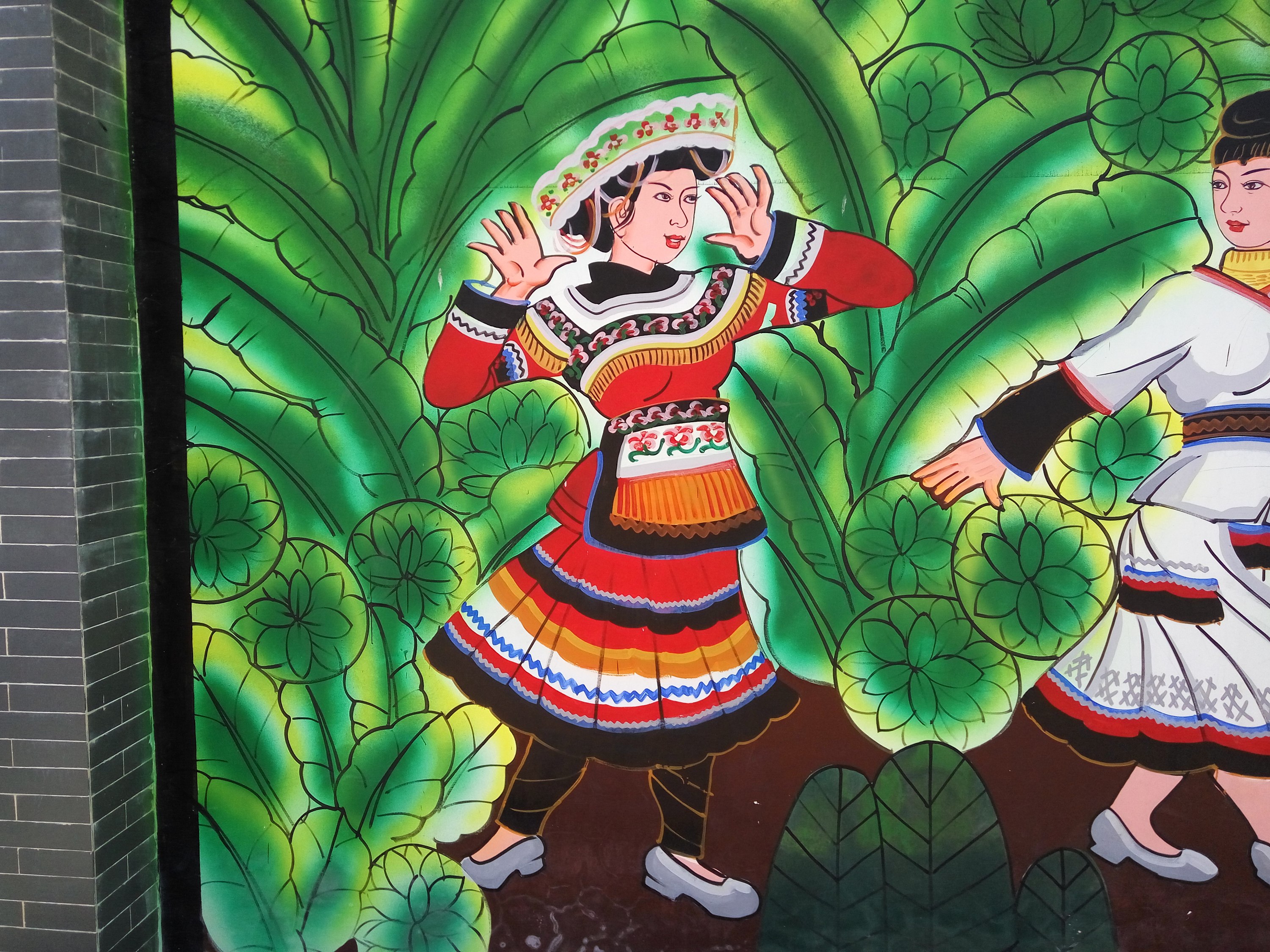 云南楚雄武定猫街彝族文化墙体彩绘墙画壁画彝族舞台|手工艺|其他手工