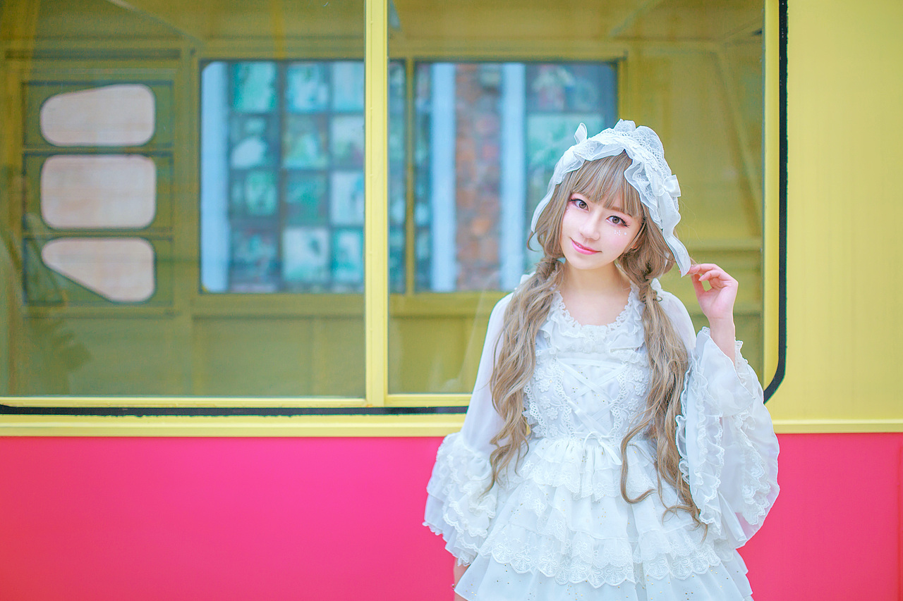 Lolita（图ZNDUzODUxMDA=） - 人像摄影 - 站酷设计师LCHEN择天原创素材 - 站酷ZCOOL