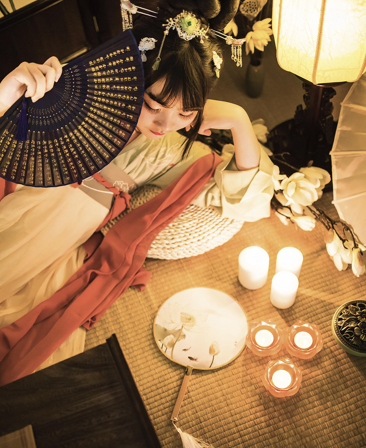 并蒂莲（图ZNzU4MTUxMjQ=） - 人像摄影 - 站酷设计师梁智敏原创素材 - 站酷ZCOOL