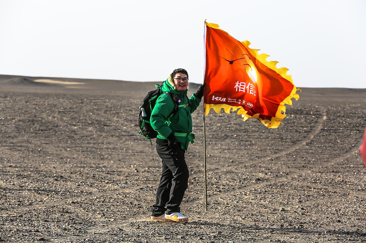 第二届新疆天山丝绸之路 哈密大海道徒步挑战赛