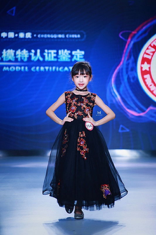 千思玥文化 国际少儿模特大考级IPA（图ZMTI3MTc5NTcy） - 时尚/艺术摄影 - 站酷设计师重庆少儿艺术模特原创素材 - 站酷ZCOOL