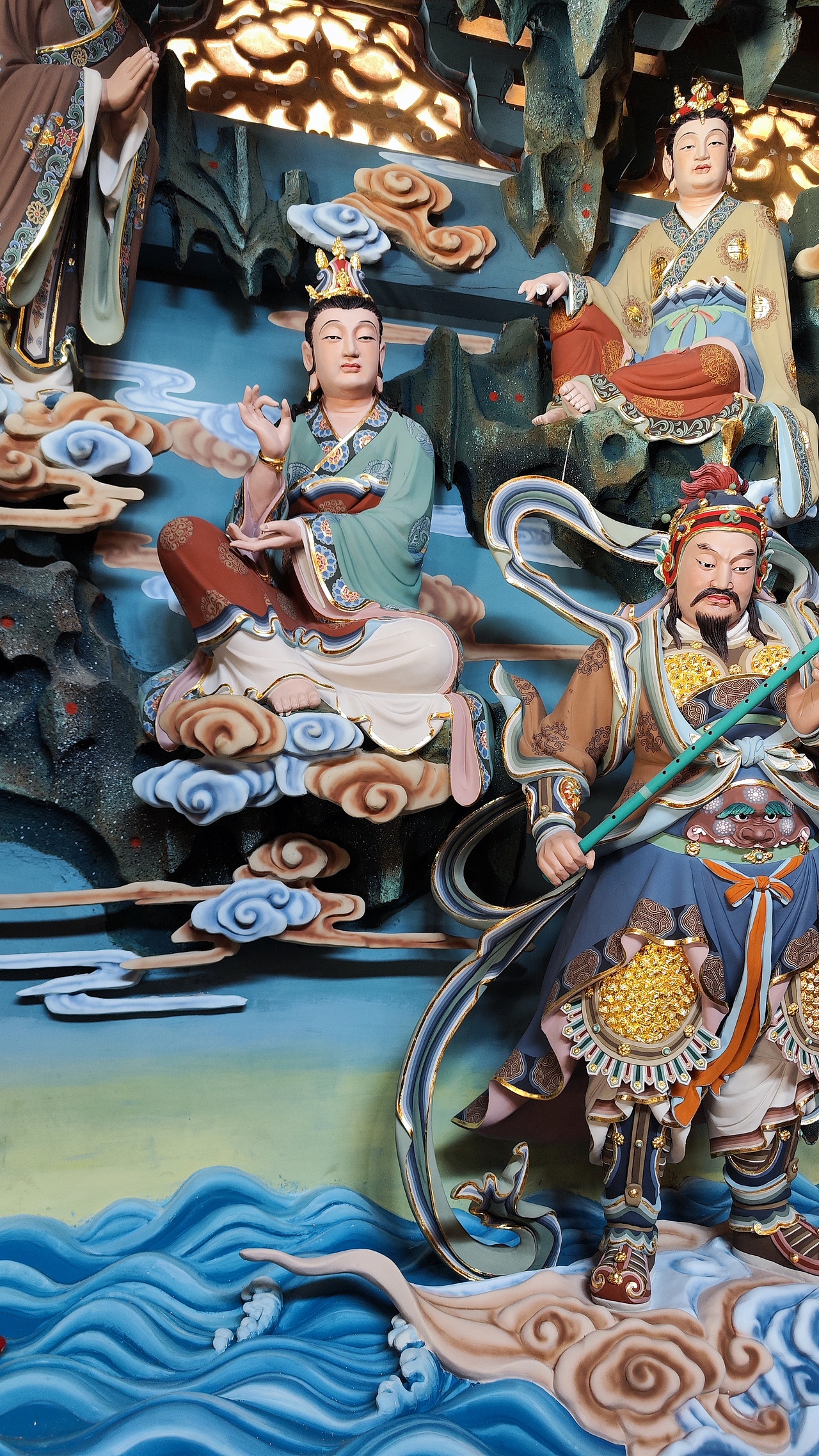 彩绘观音三十二应身像