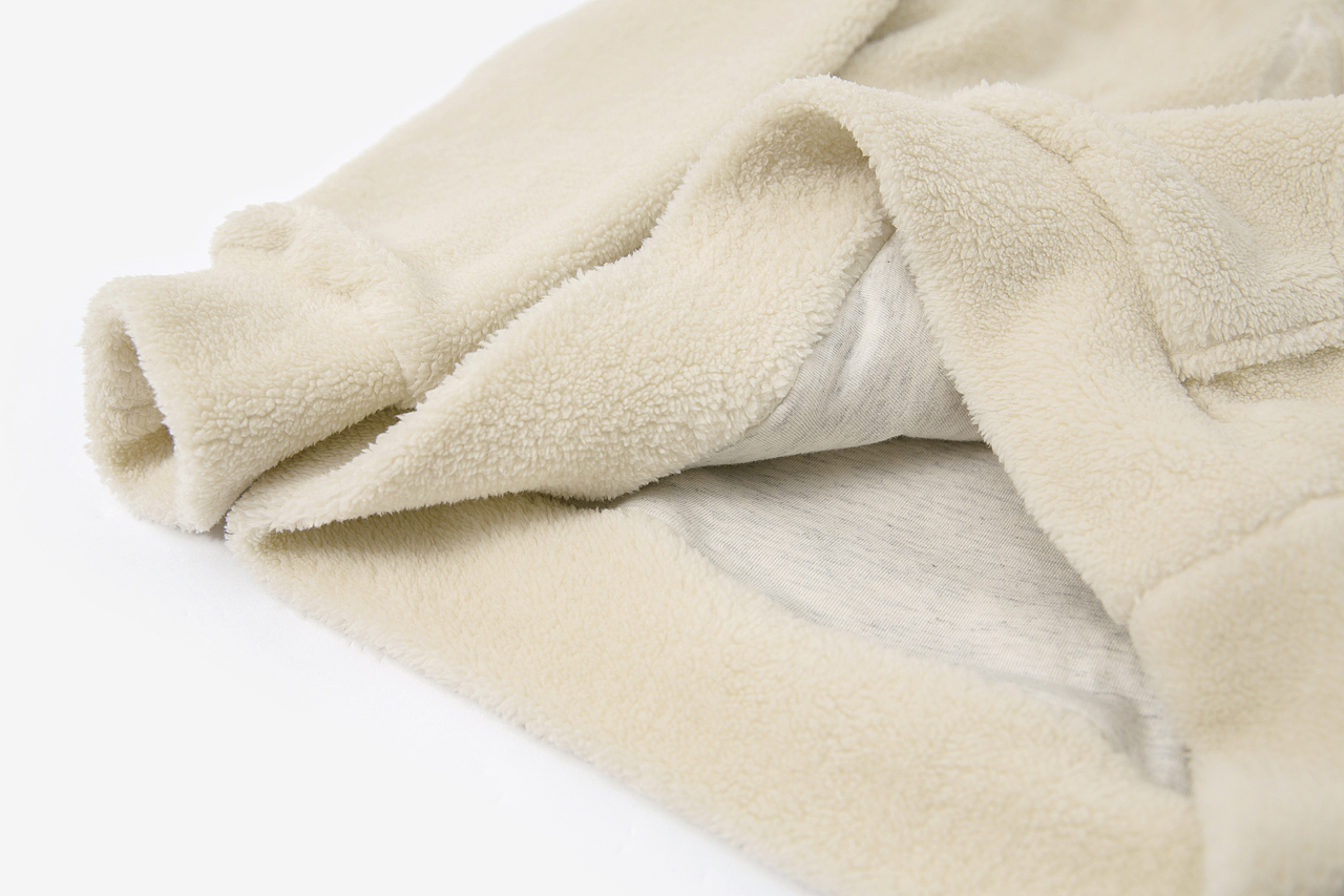 童装白底静物星星绒毛连帽卫衣