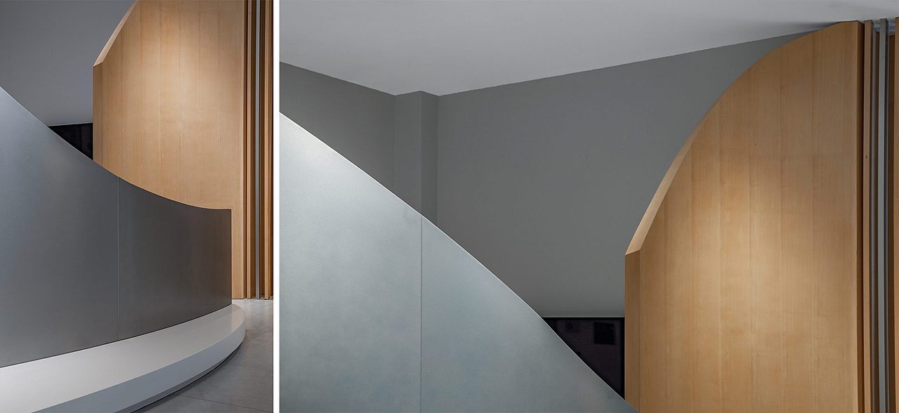 在无明确指向的曲线构建中,空间是一个能翻出无数面的奇妙场域。AYZ STUDI O将自然和音律中“五”的概念提取演绎,空间通过曲线游离出传统的物质性叙事。声音凝结而成为曲面实体,而实体又随着声音和情绪不断流淌变幻,它们融合成一体,在空间里兜兜转转,你想要寻找答案,又不知答案属于哪道谜题。