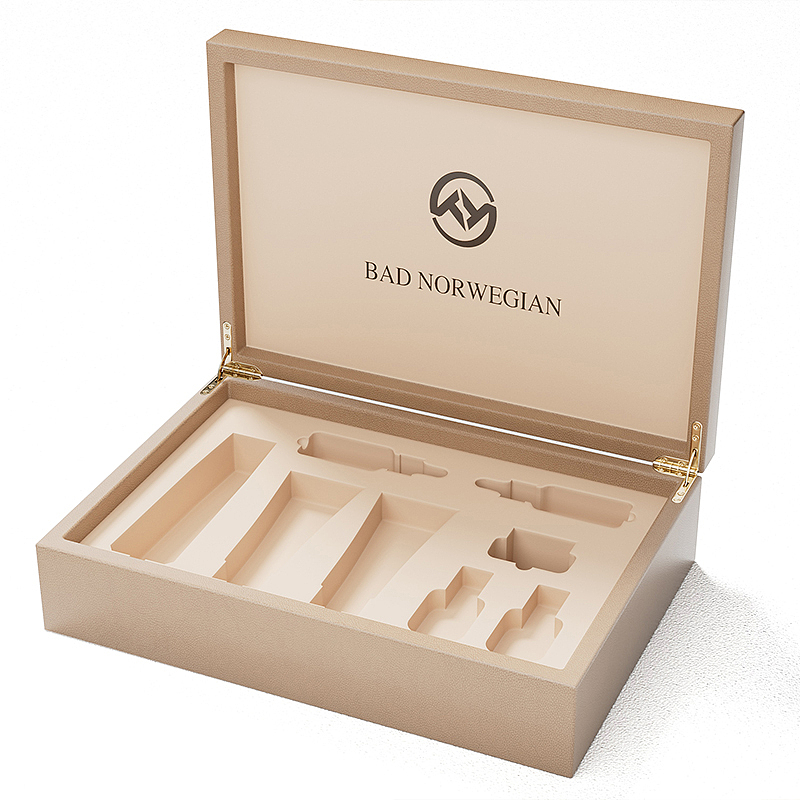 高端精美套装化妆品礼盒包装