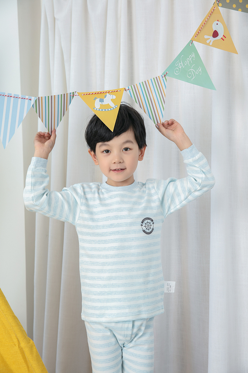 童装内衣模特拍摄