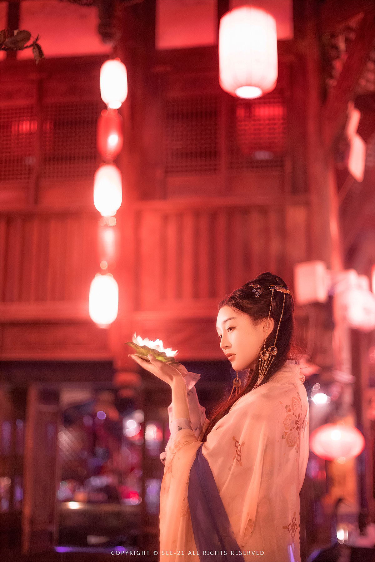 初夏（图ZMTIzMzk4MTky） - 人像摄影 - 站酷设计师See21原创素材 - 站酷ZCOOL