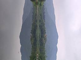 倒映