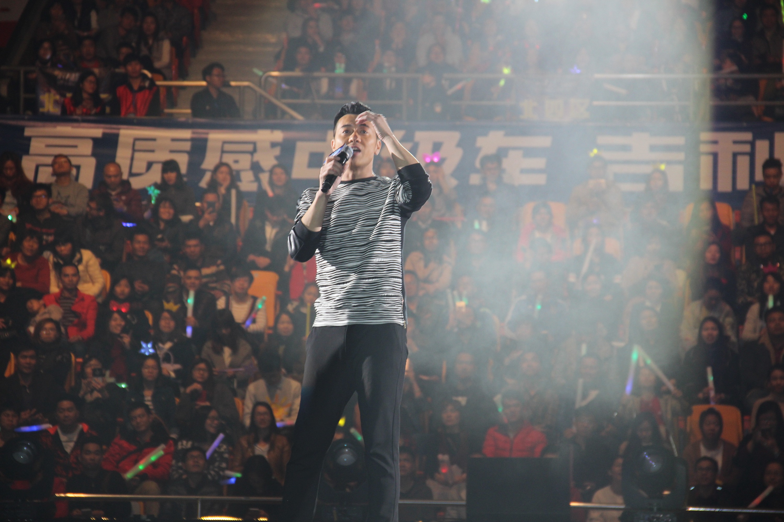 2017江门群星演唱会【方力申、邓丽欣、梁汉文、郭飞鸿、程芷瑜】高清照片