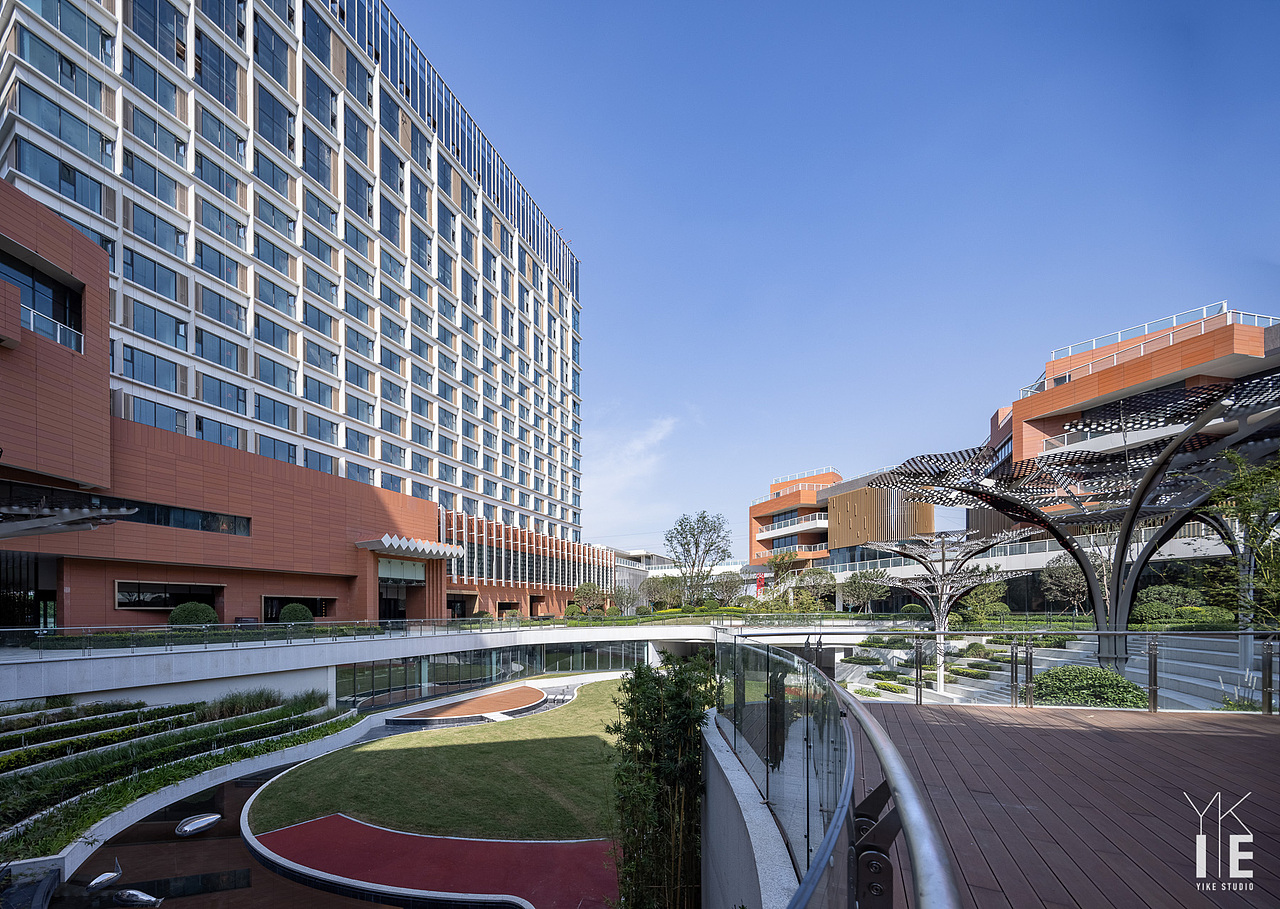 西咸文创小镇丨沣河畔的「错位立方体」（图ZMjUxMzUzNTQw） - 环境/建筑摄影 - 站酷设计师市侩原创素材 - 站酷ZCOOL