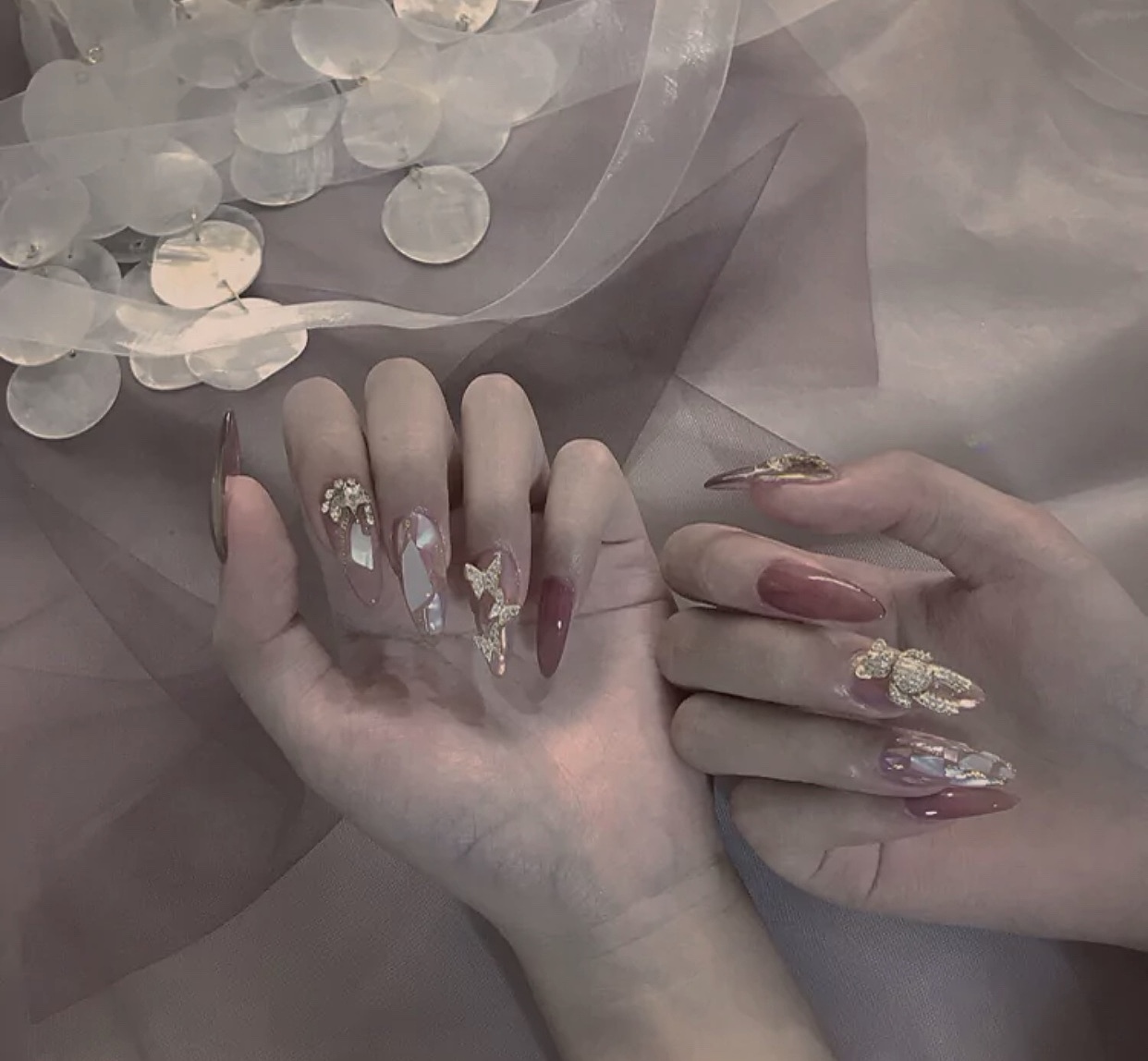 潍坊哪里学化妆美甲