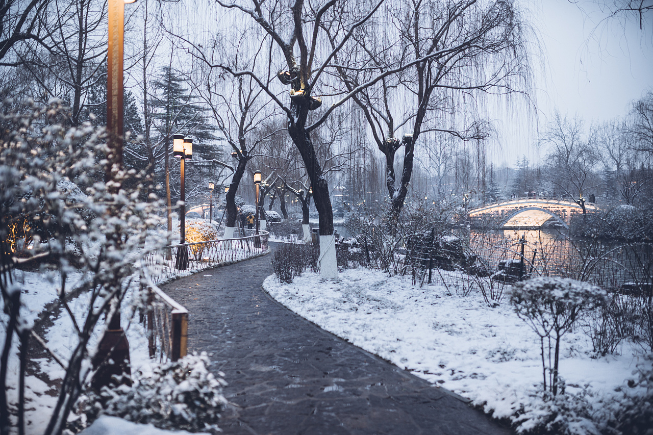 大明湖下雪啦|摄影|风光摄影|夏天吃不下了 - 原创作品 - 站酷 (zcool