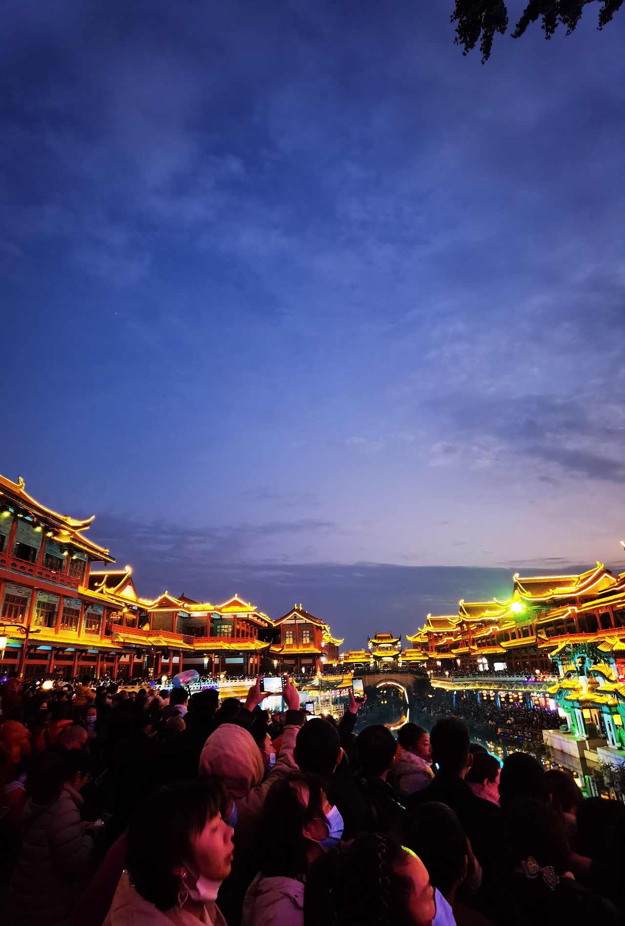 四川眉山水街大宋不夜城