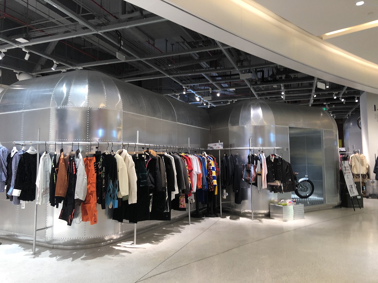 优衣库-Nome-热风-k11-the colorist（图ZMTkwNTc4NzI4） - 其他 - 站酷设计师蒋瓢瓢原创素材 - 站酷ZCOOL