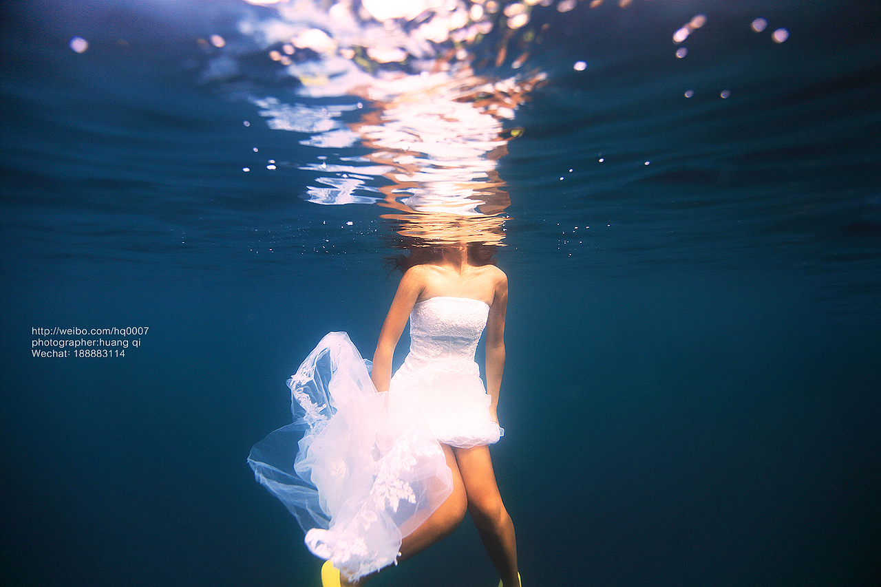 水下摄影（图ZNDUxNTY1MjQ=） - 人像摄影 - 站酷设计师摄影师黄棋原创素材 - 站酷ZCOOL