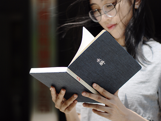 这里的一切起源于理想 | 《南方周末》首套文创产品（个人主页-ZMjM5ODA0NTI=） - 产品摄影 - 站酷设计师冷爷LanYeah原创素材 - 站酷ZCOOL