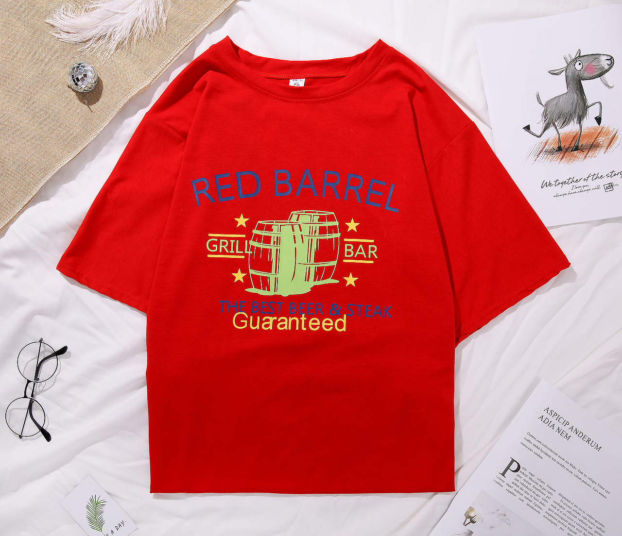 創(chuàng)意平鋪（圖ZMTQ3OTUyMjA4） - 產(chǎn)品攝影 - 站酷設(shè)計(jì)師One小原創(chuàng)素材 - 站酷ZCOOL