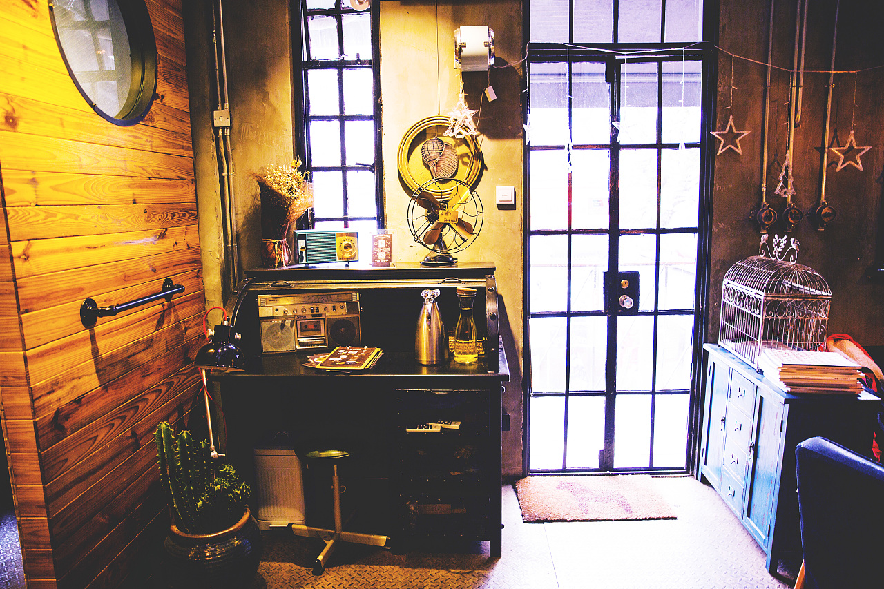 想要一家这样的复古咖啡店