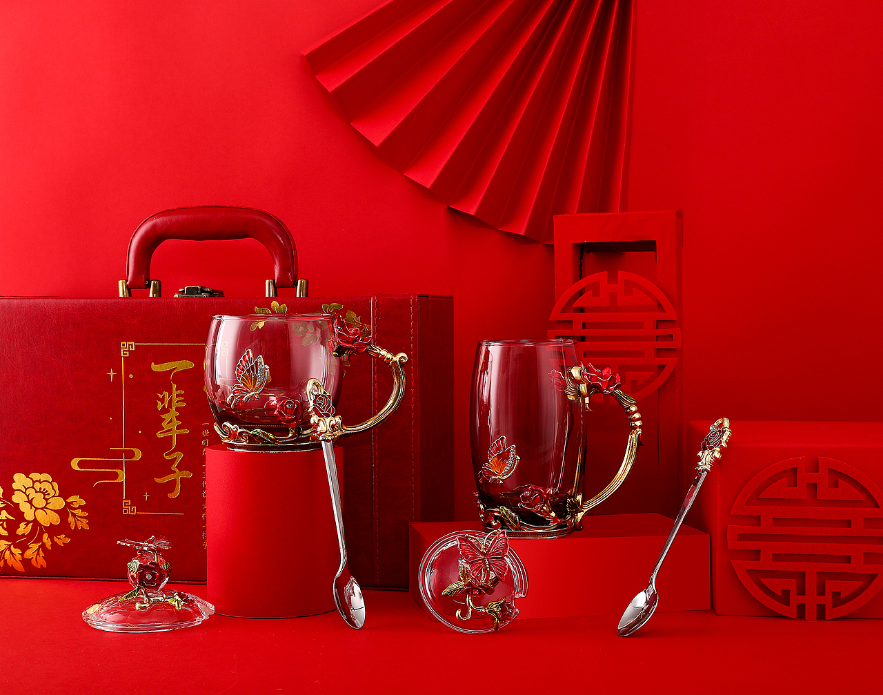 喜宴杯子（图ZMjE3Njg0NjE2） - 产品摄影 - 站酷设计师品洛摄影社原创素材 - 站酷ZCOOL