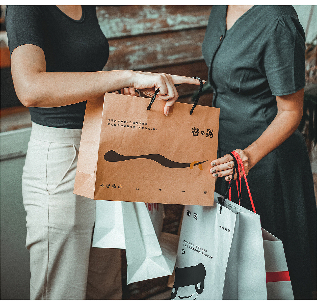 VI设计 国潮服饰VI 服装品牌（图ZMjM4NjIxNTU2） - 品牌 - 站酷设计师Xiao_G原创素材 - 站酷ZCOOL