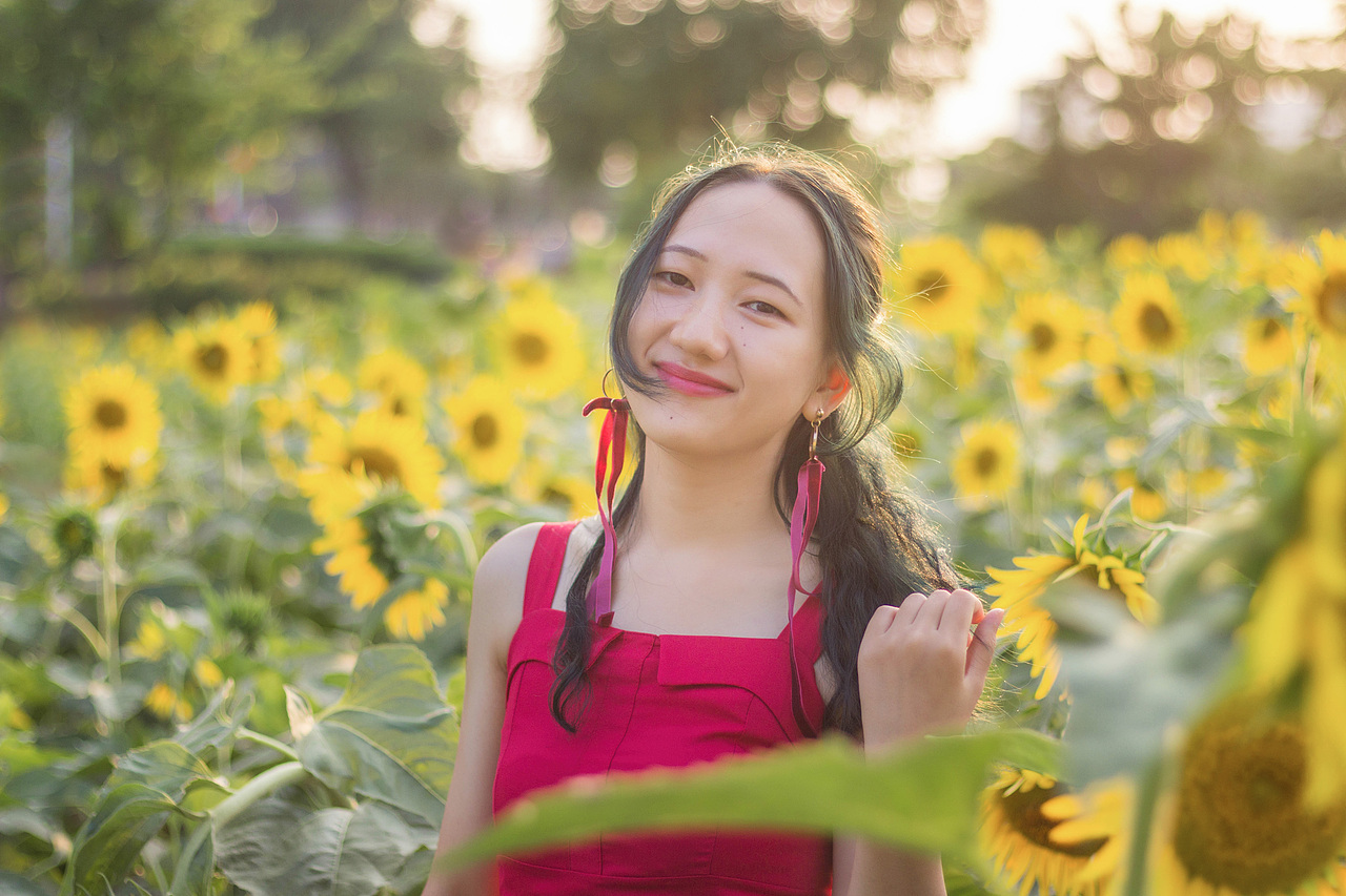 待到山花烂漫时 她在丛中笑