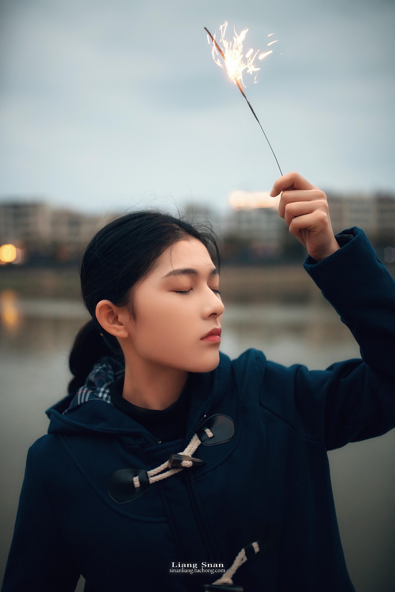 爱和爱过，多了一个字，却隔了一个曾经（图ZMTQ0MTI4NDky） - 人像摄影 - 站酷设计师梁斯楠原创素材 - 站酷ZCOOL