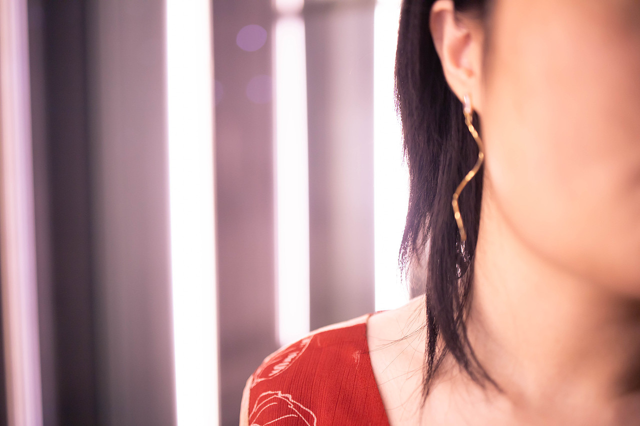 你比夜色更迷人