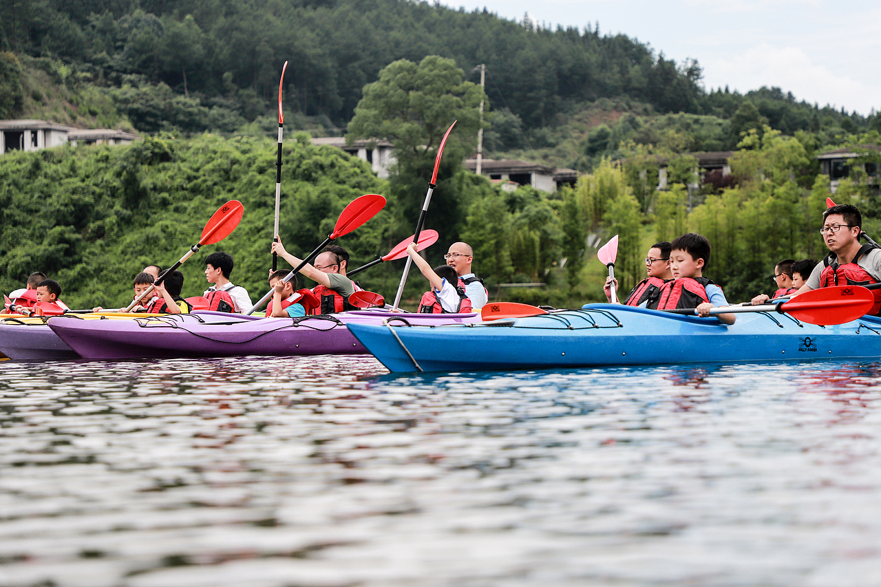 儿童户外训练营活动跟拍-南川皮划艇（图ZMTY3OTE1ODky） - 人像摄影 - 站酷设计师上头头设计原创素材 - 站酷ZCOOL
